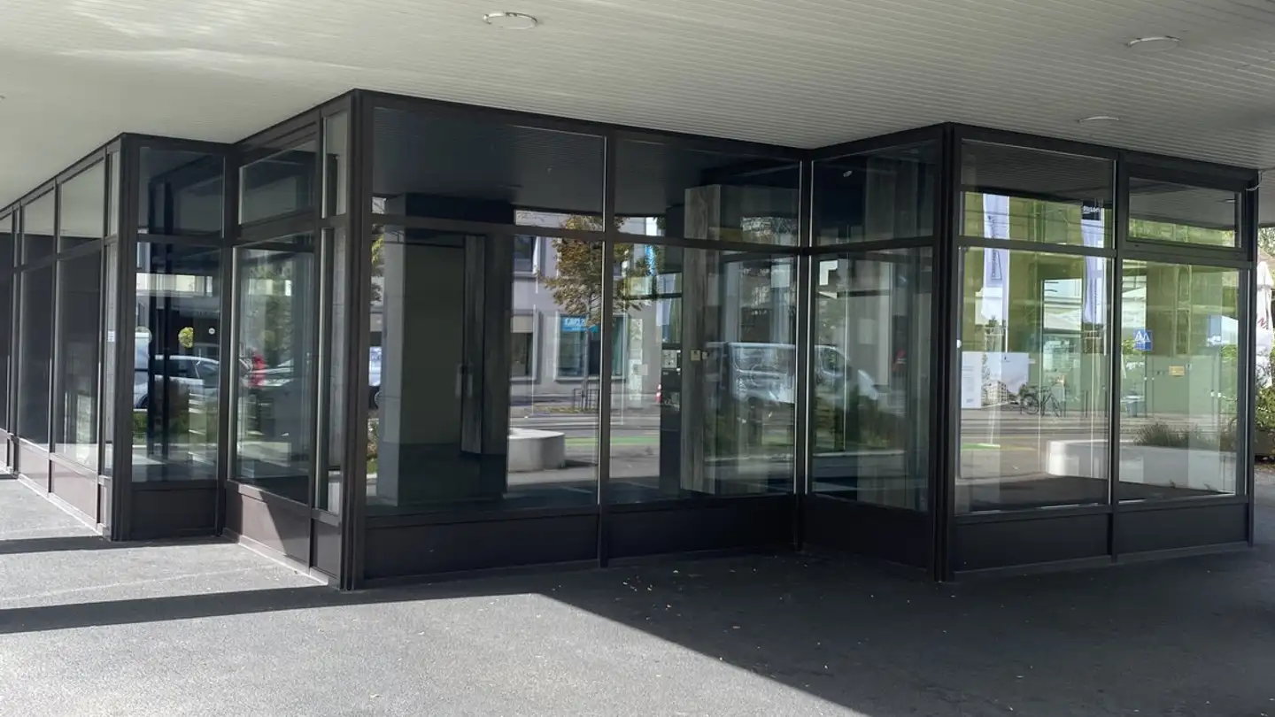 Gewerbe mieten - Hauptstrasse 54, 4153 Reinach BL - Foto 3