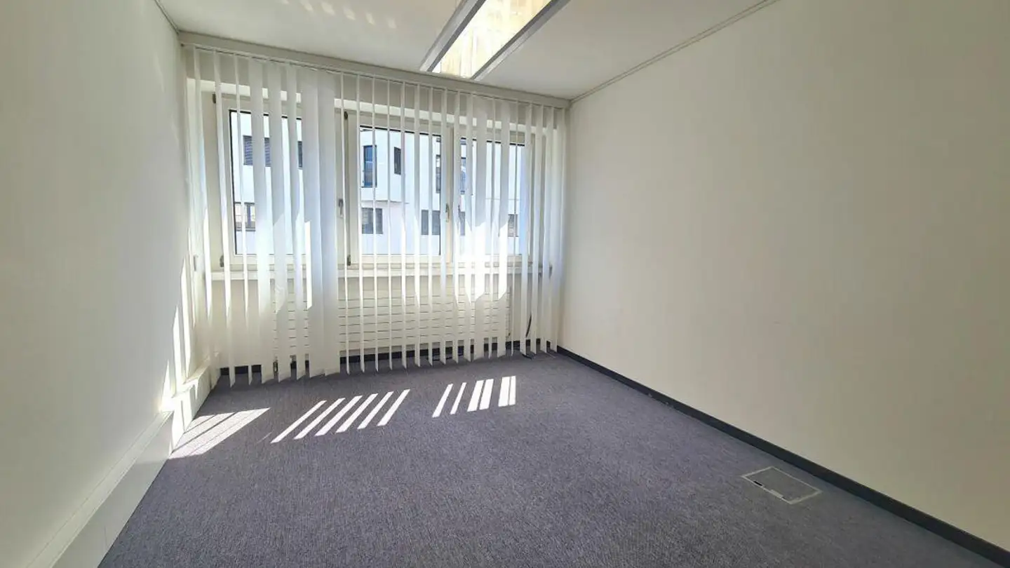 Spazio ufficio in affitto - Wildenstrasse 6, 8212 Neuhausen am Rheinfall - Photo 4