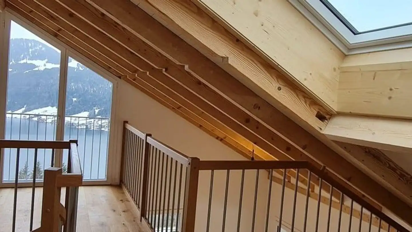 Attic flat for rent - Rämslistrasse 71, 6315 Oberägeri - Photo 2