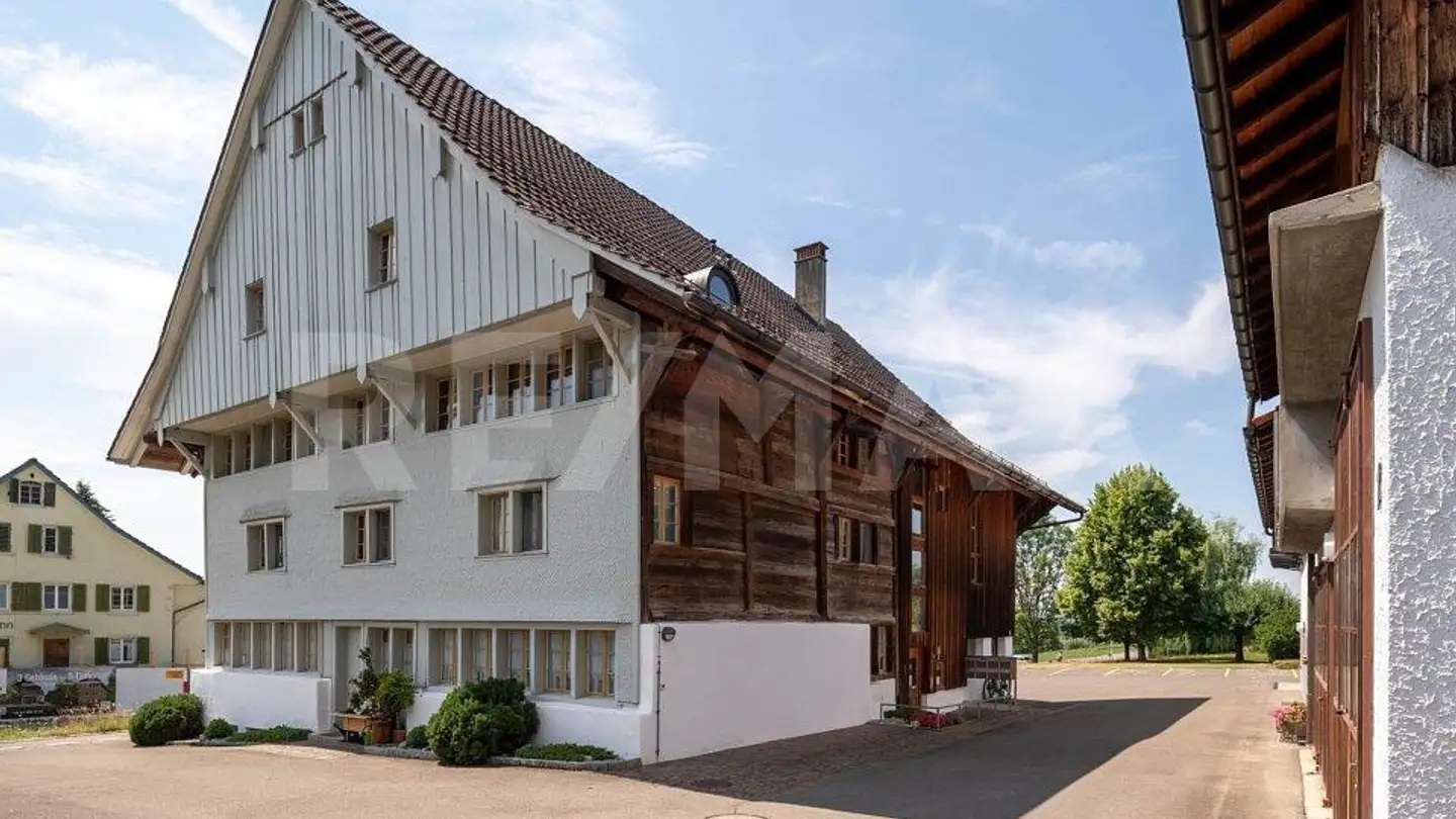 Edificio residenziale in vendita - Pfäffikerstrasse 1, 8331 Auslikon - Foto 3