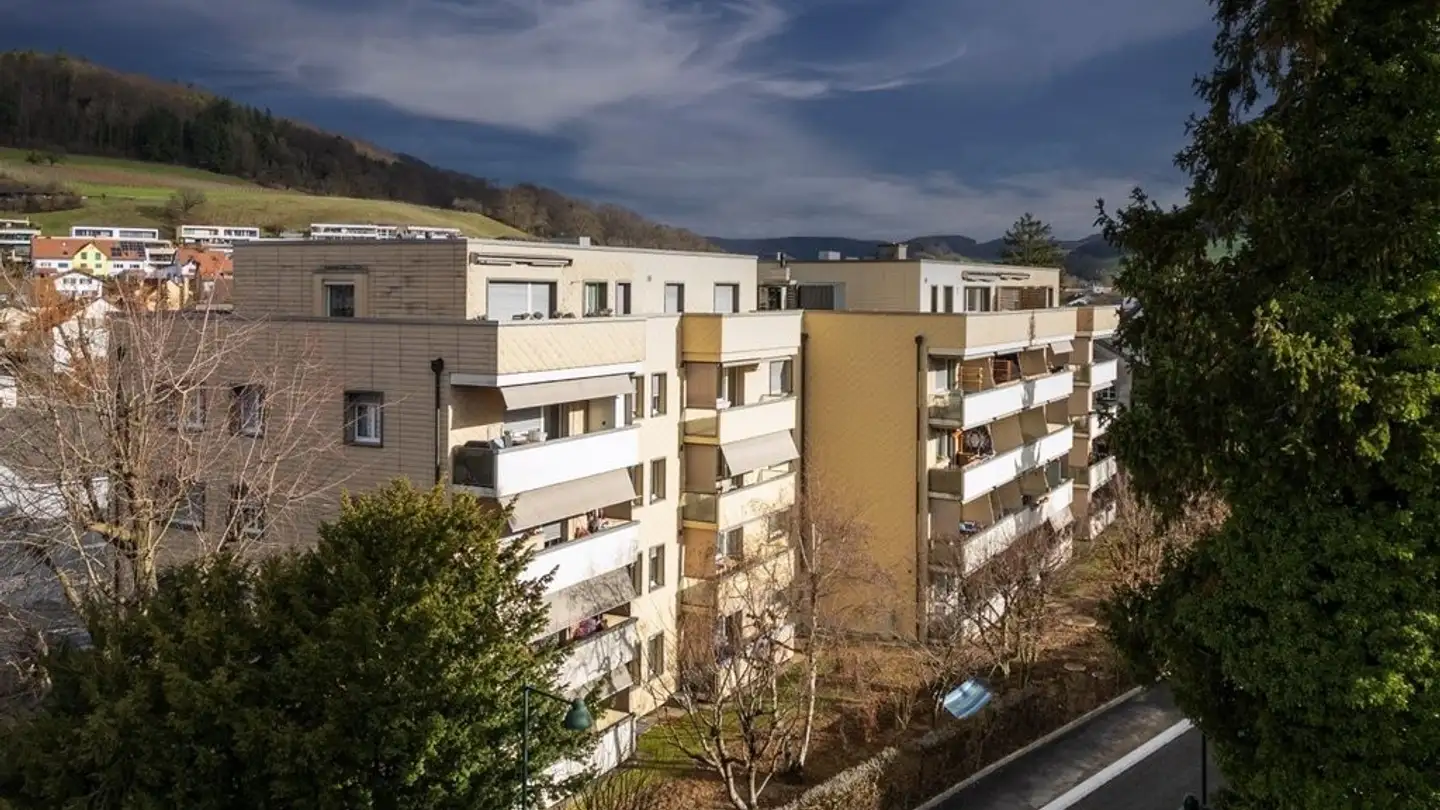 Place de parking extérieure à louer - Hauptstrasse 34, 4450 Sissach