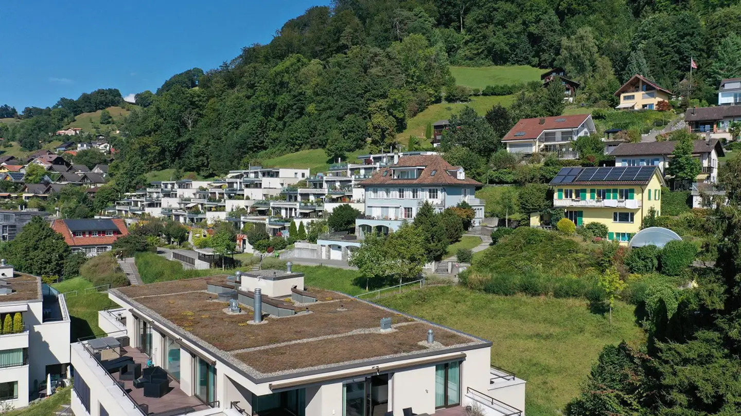 Überdachter Parkplatz mieten - 3600 Thun