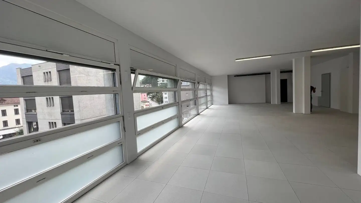 Spazio ufficio in affitto - Via Besso, 6900 Lugano - Photo 2