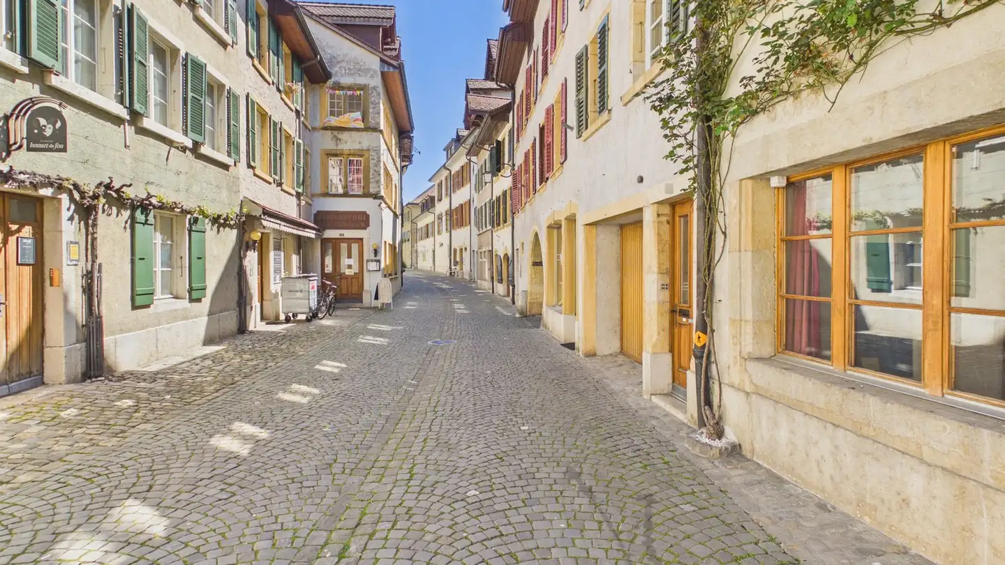 Mehrfamilienhaus kaufen - Dorfgasse 40, 2513 Twann