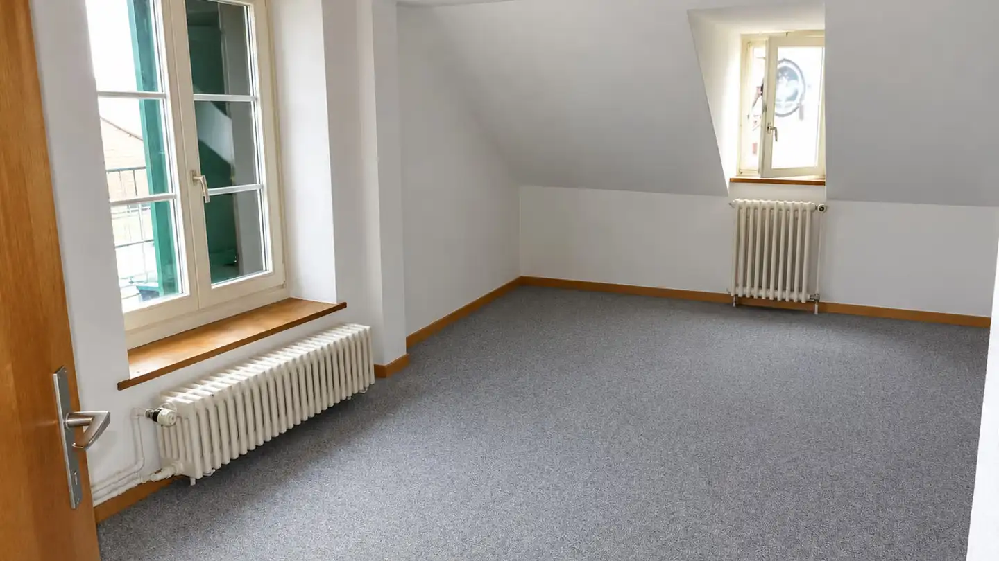 Wohnung mieten - Zollstrasse 14, 8212 Neuhausen am Rheinfall - Foto 2