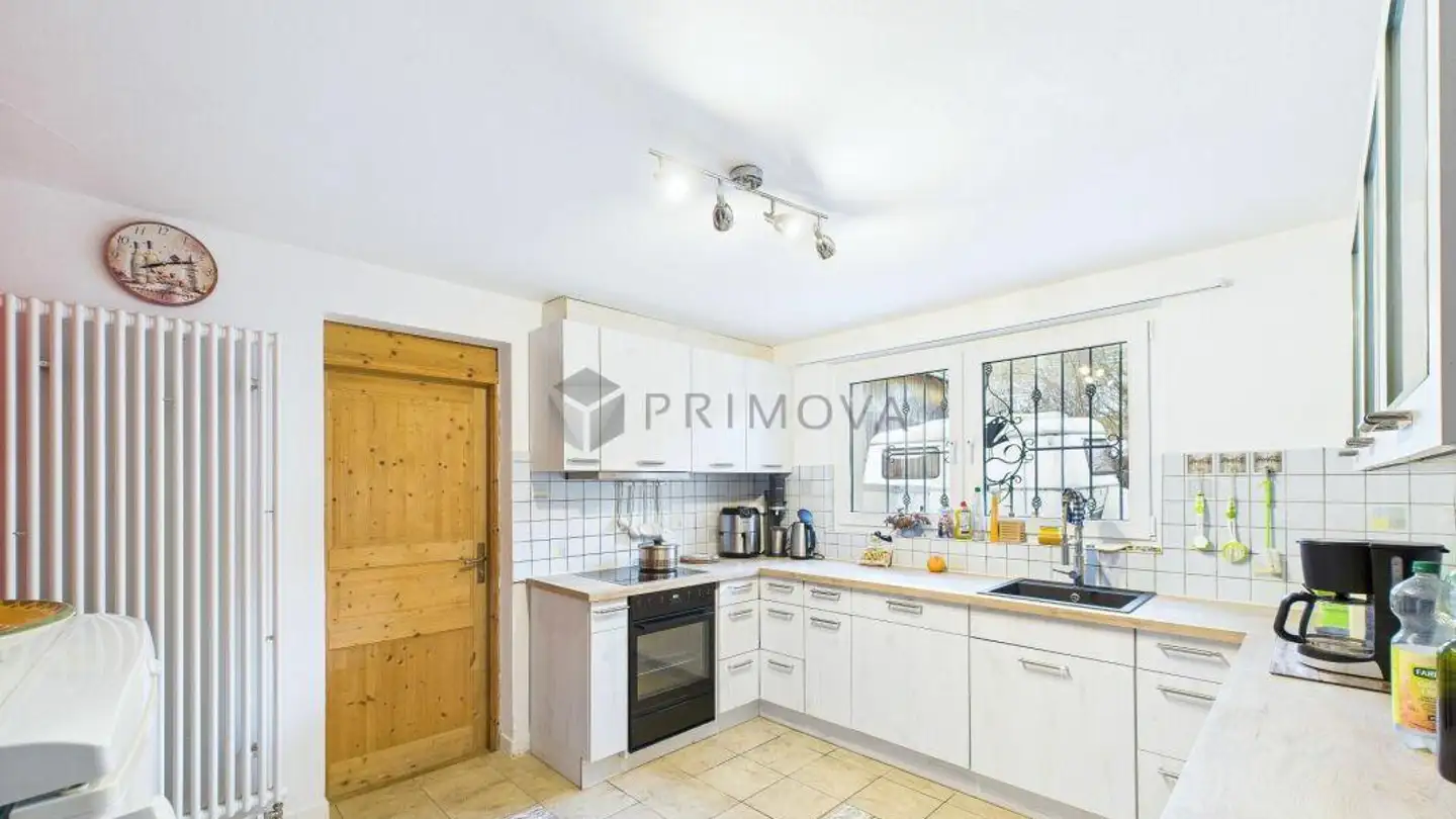 Single house for sale - 5025 Asp - Photo 3