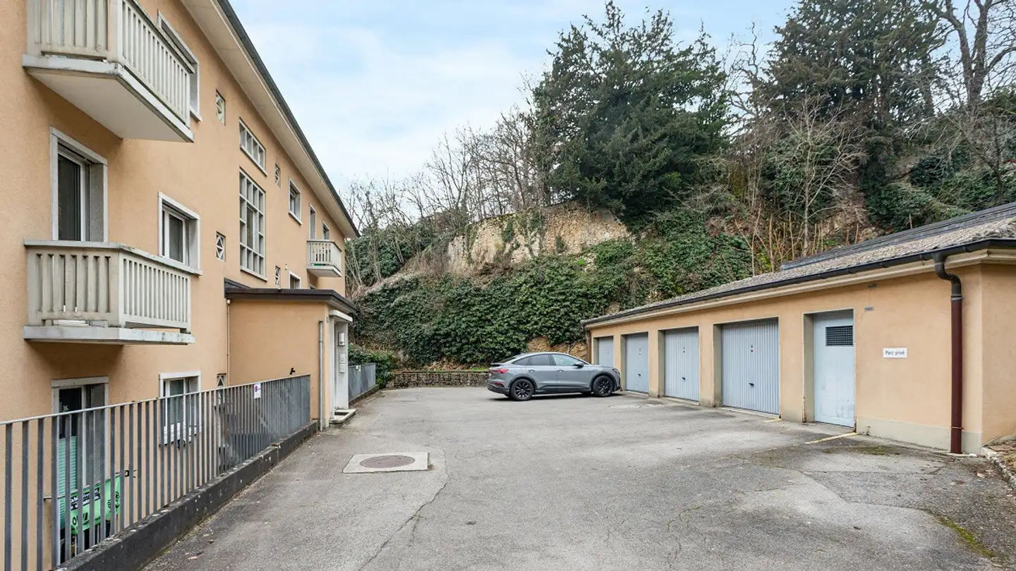 Garage singolo in affitto - Ruelle Vaucher 15, 2000 Neuchâtel