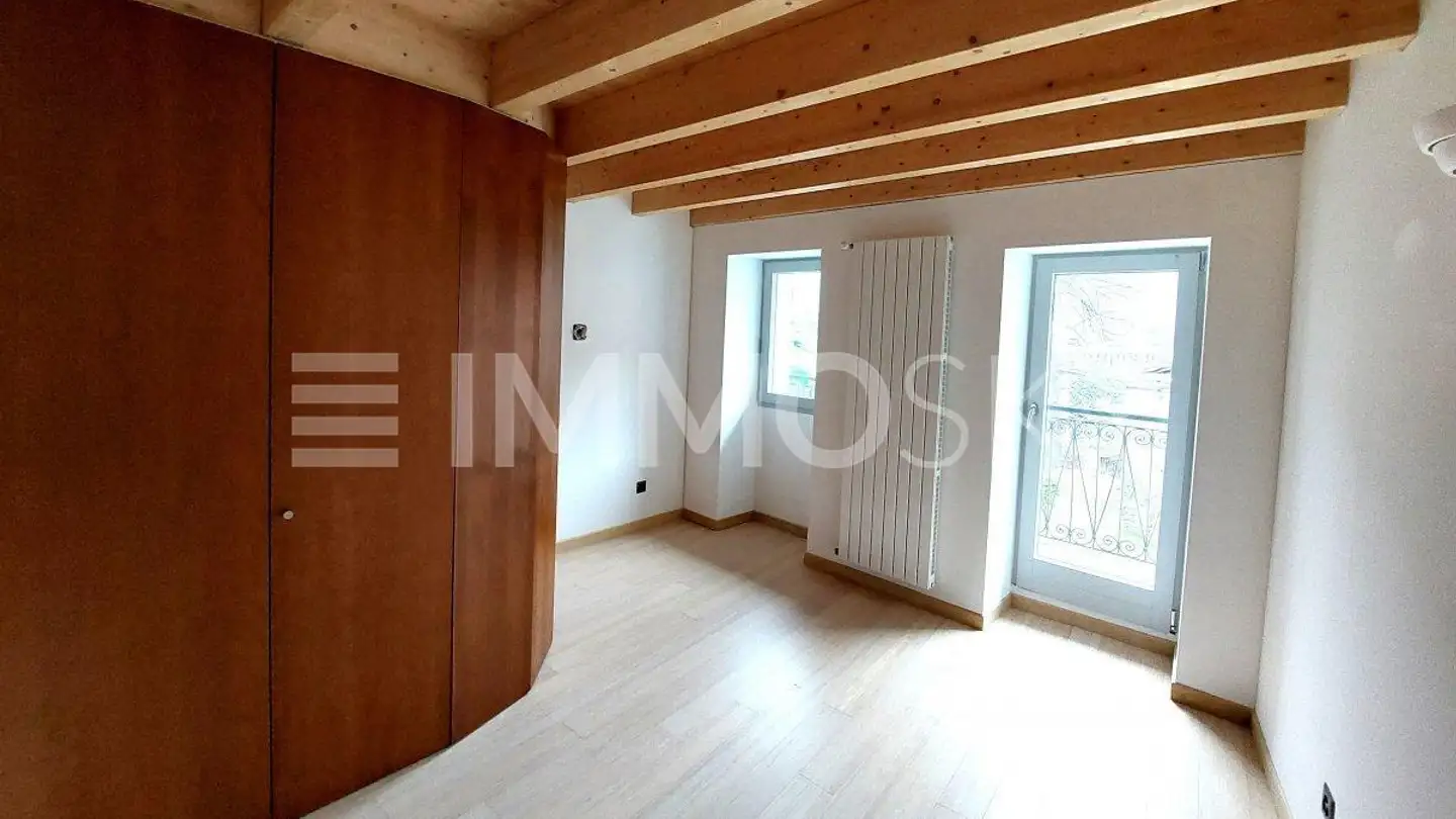 Stepped house for sale - 6710 Biasca