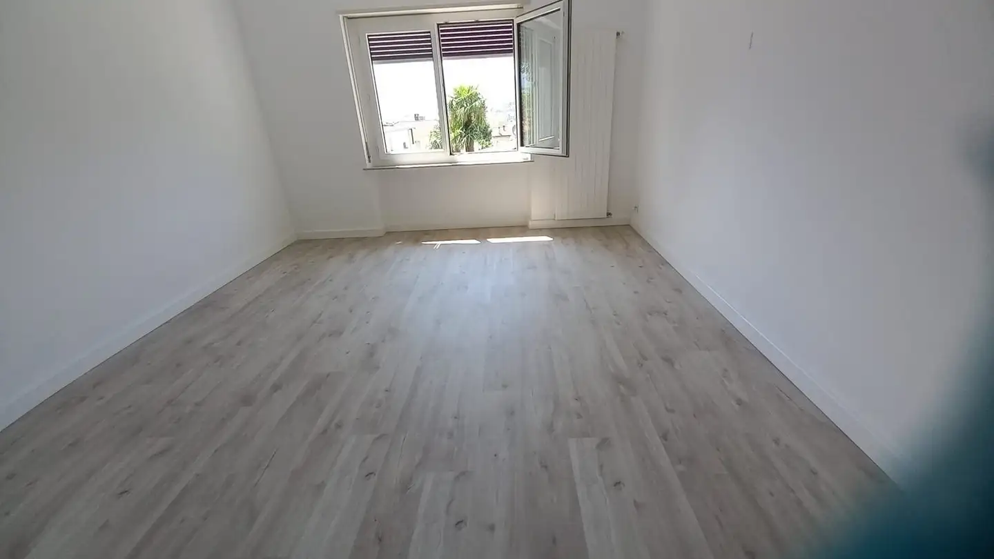 Appartement à louer - 6600 Muralto - Photo 2