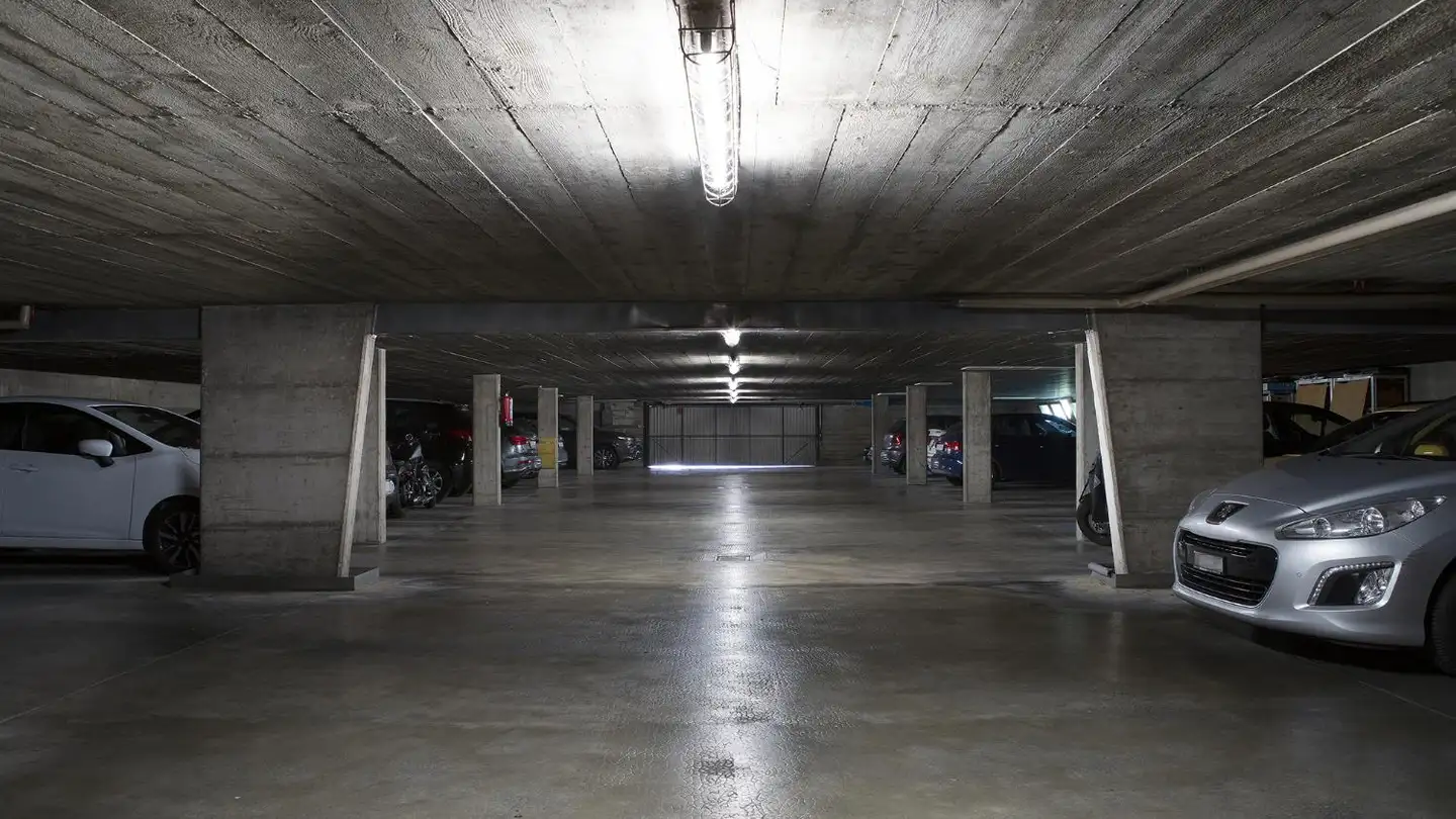 Underground parking space for rent - Chemin Du Château De Bellerive 6, 1245 Collonge-Bellerive - Photo 4