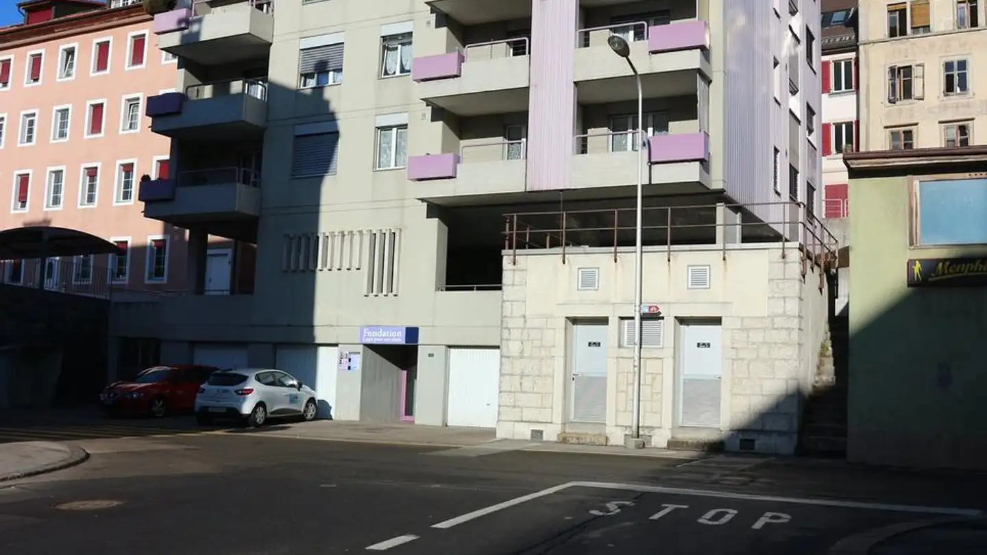 Appartement à louer - Rue Des Billodes 10, 2400 Le Locle - Photo 2
