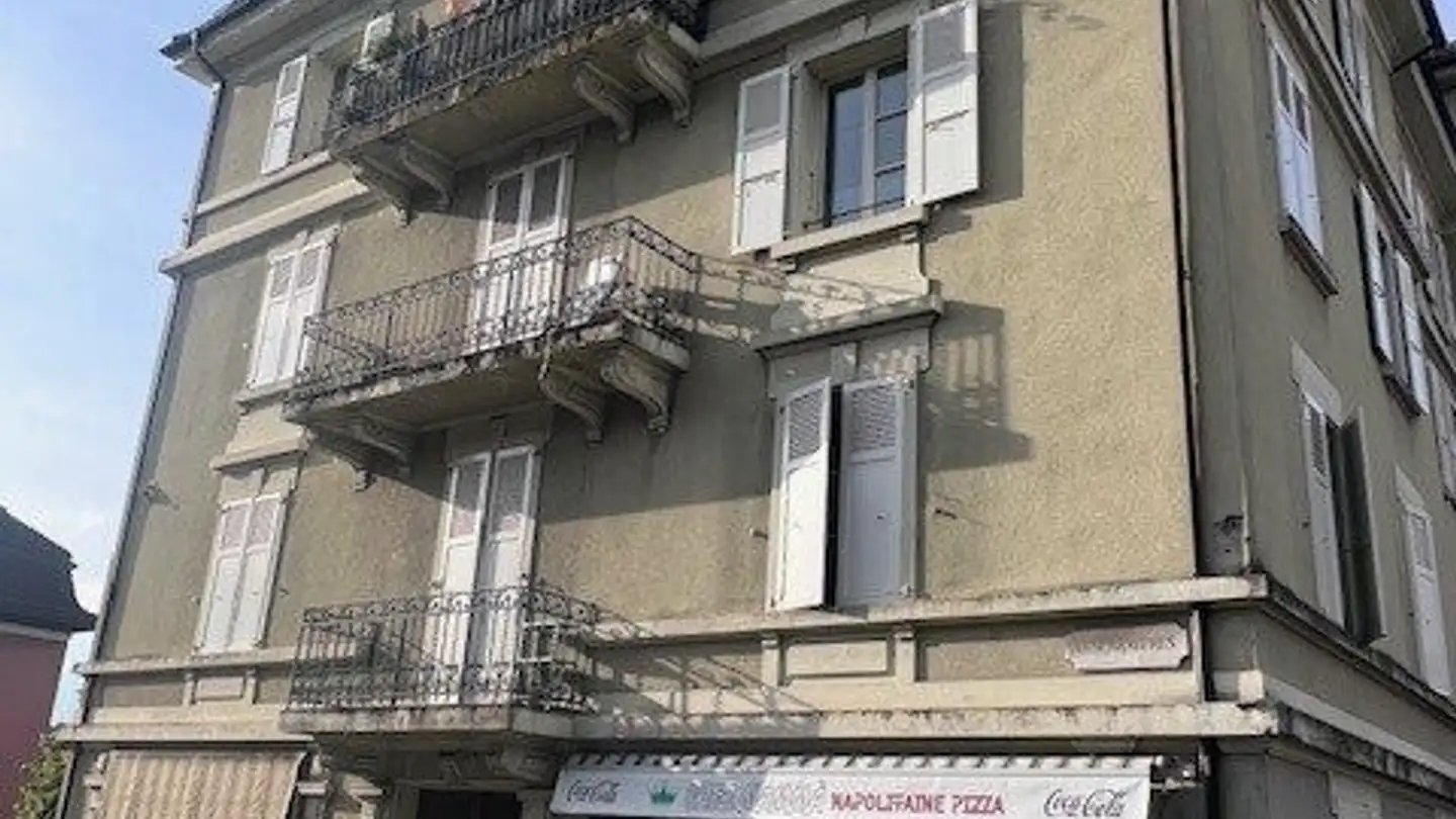 Outdoor parking space for rent - Rue Du Sacre Du Printemps, 1815 Clarens