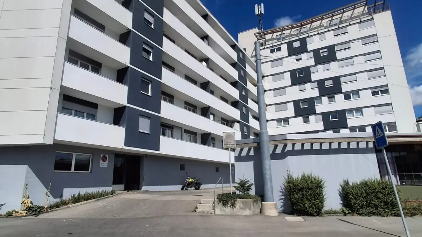 Wohnung mieten - Rue De La Charrière 73, 2300 La Chaux-de-Fonds
