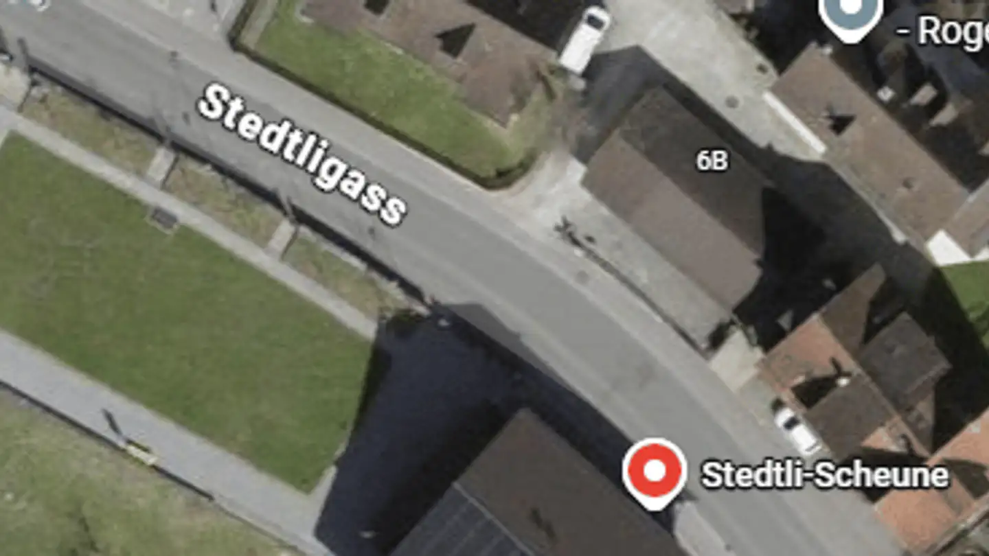 Parcheggio sotterraneo in affitto - Stedtligass, 8627 Grüningen