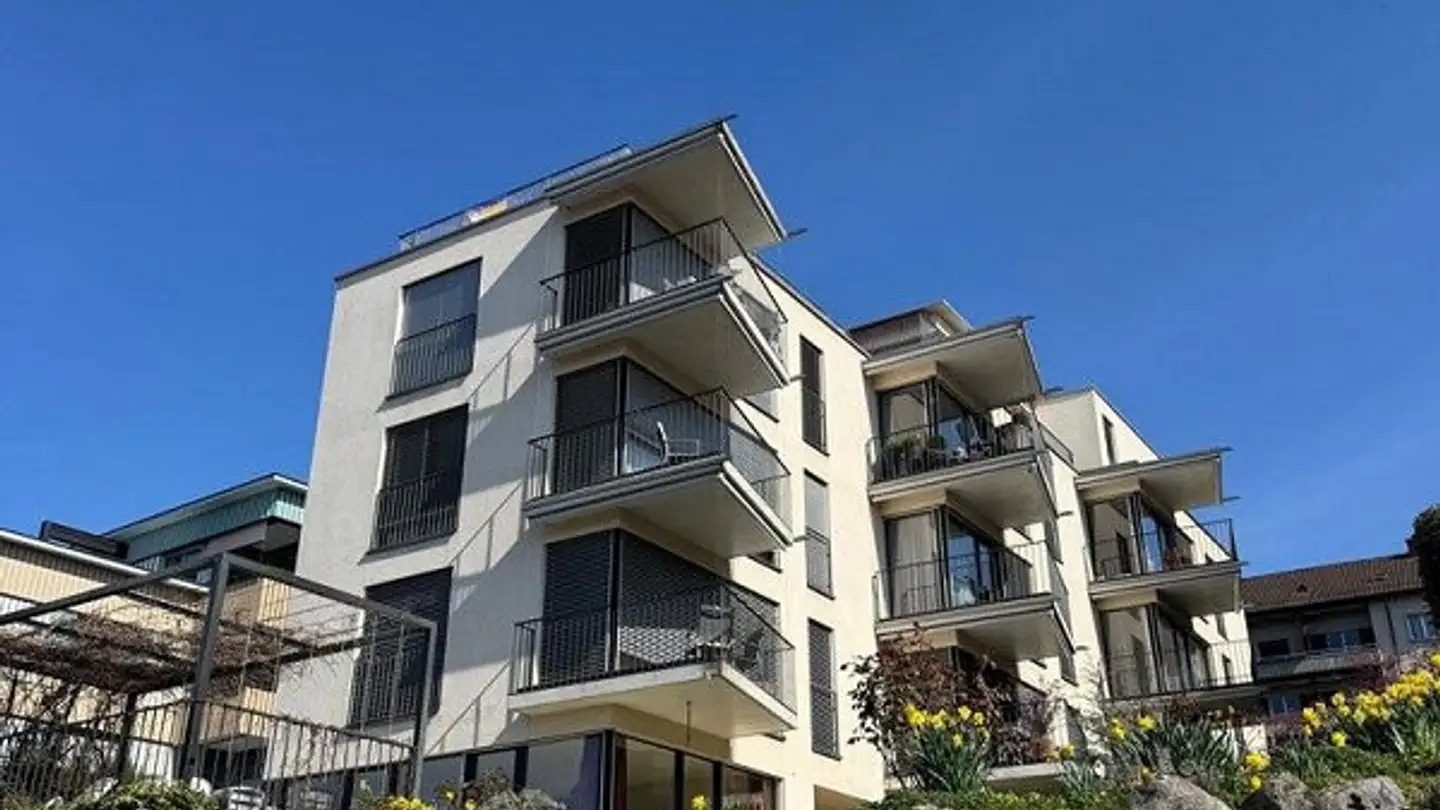 Attique à louer - Pfannenstielstrasse 9, 8706 Meilen