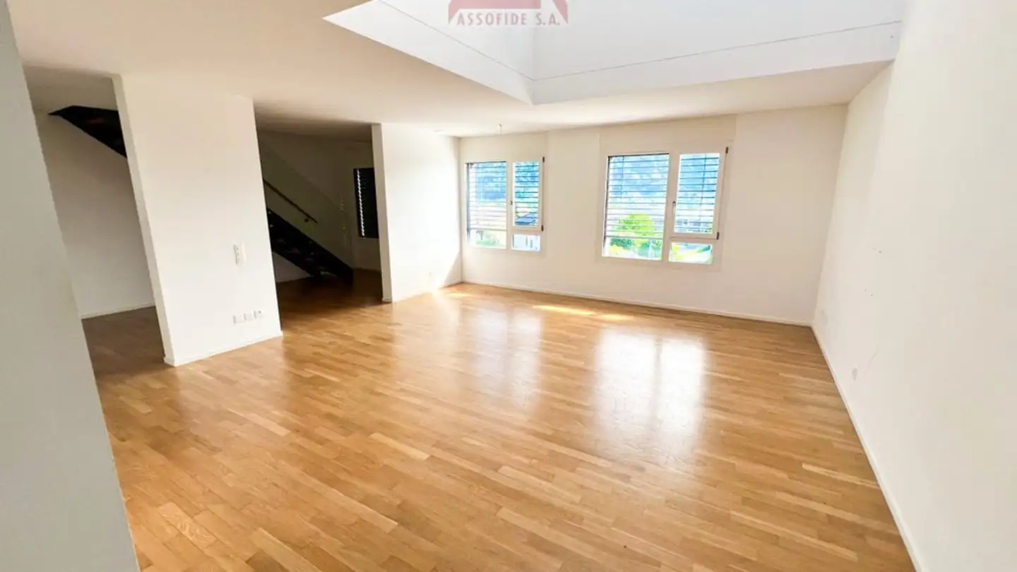 Duplex for sale - 6616 Losone - Photo 2