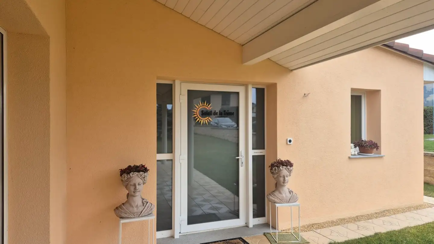 Gewerbe mieten - Rue Des Cordiers, 1635 La Tour-de-Trême