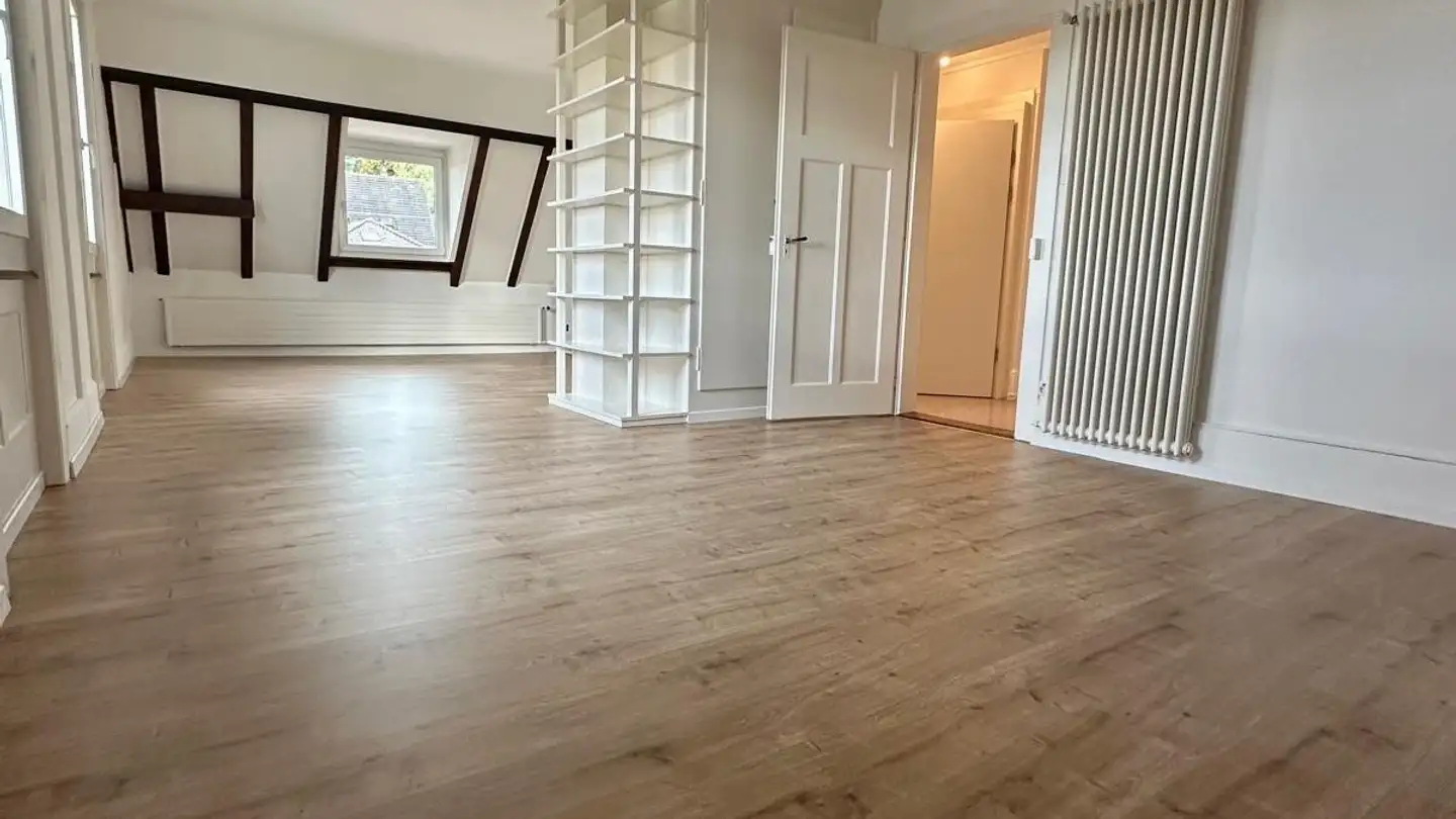 Attic flat for rent - Crêt-Du-Haut / Hochrain 16, 2502 Biel/Bienne - Photo 3