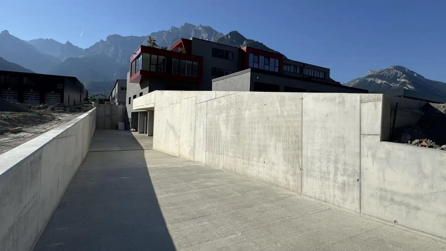 Atelier à louer - Zone Industrielle Les Combes, 1955 St-Pierre-de-Clages - Photo 3