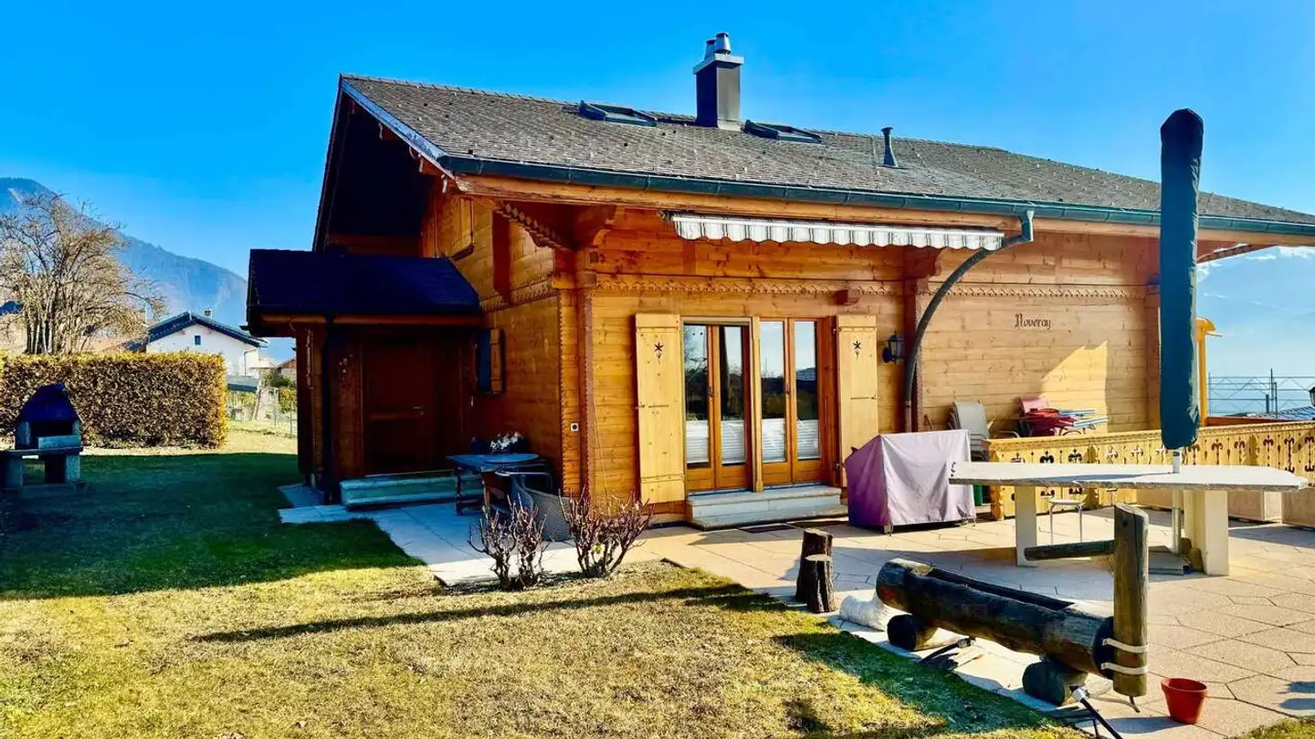 Villa à vendre - 1976 Erde