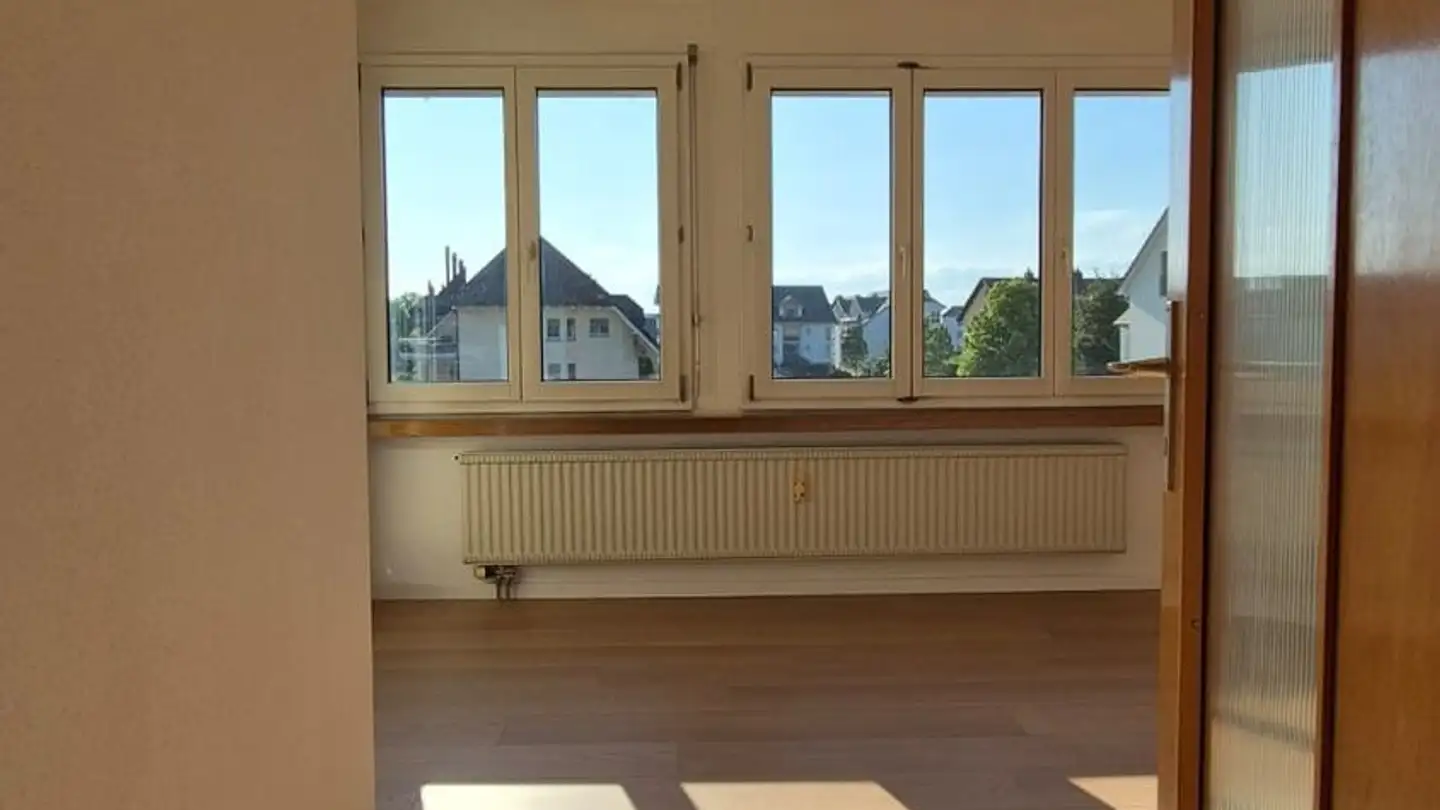 Wohnung mieten - Scherzingerstrasse 2, 8598 Bottighofen - Foto 2