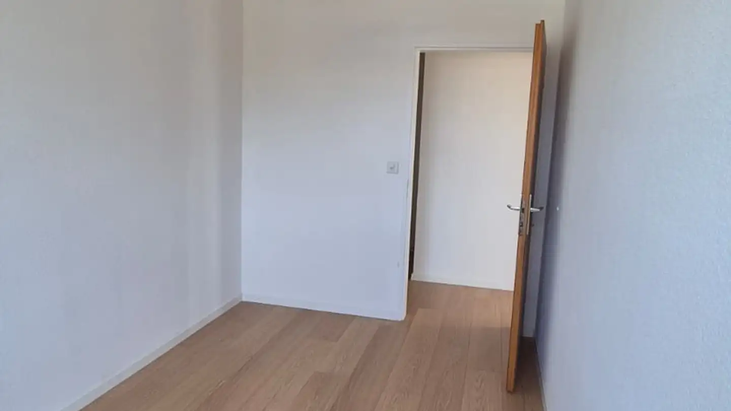 Wohnung mieten - Scherzingerstrasse 2, 8598 Bottighofen - Foto 3