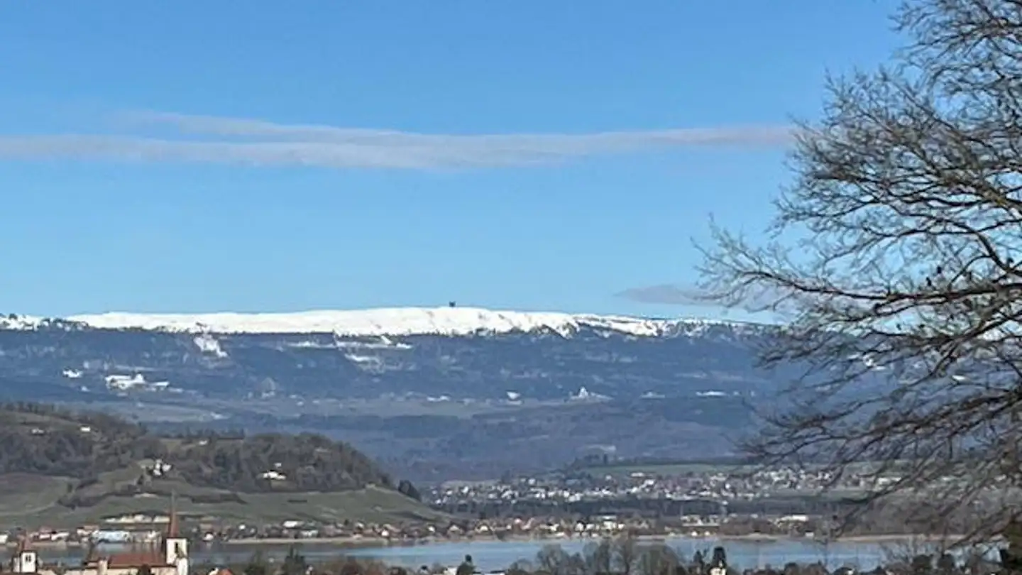 Wohnung mieten - Bahnhofstrasse 2, 1797 Münchenwiler