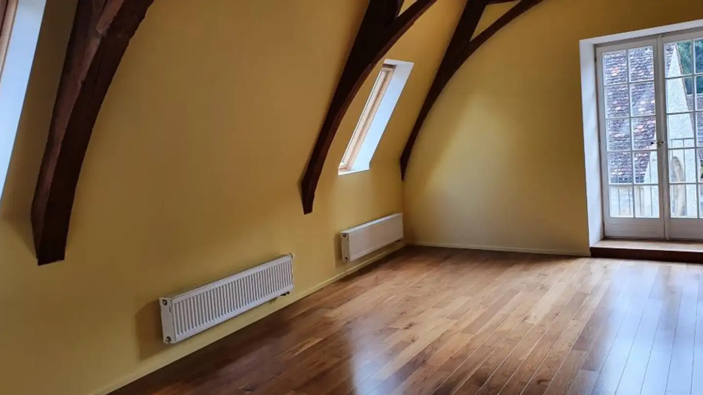 Attic flat for rent - Place De La Collégiale 2, 2042 Valangin - Photo 2