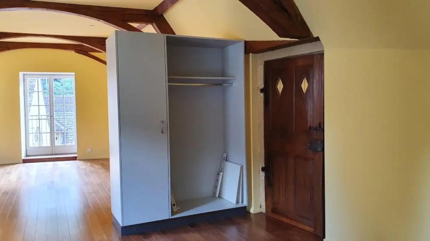 Attic flat for rent - Place De La Collégiale 2, 2042 Valangin - Photo 3