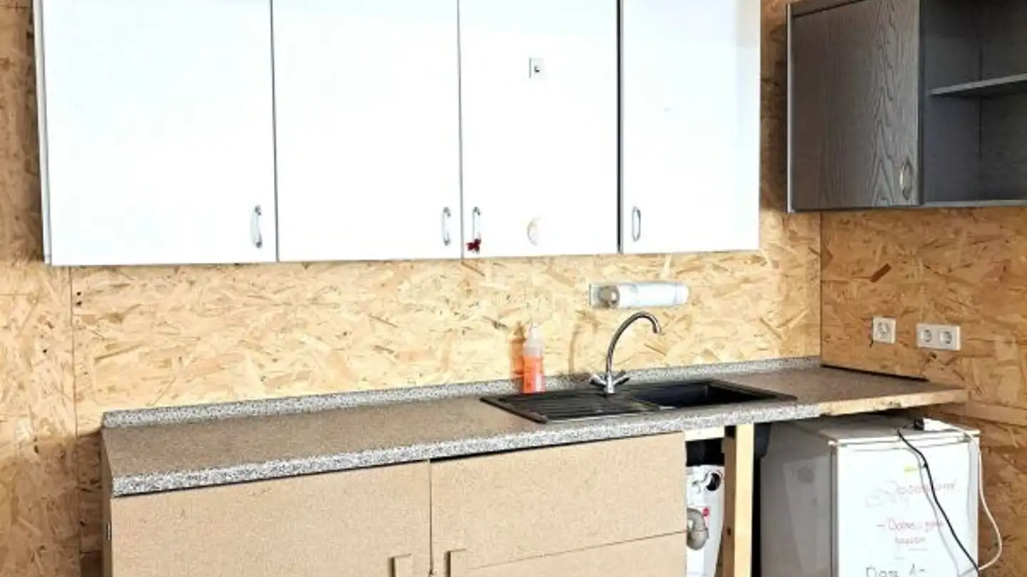 Mischgenutztes Gebäude mieten - Adlergasse 5, 8245 Feuerthalen - Foto 3