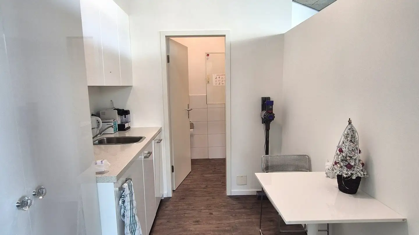 Arztpraxis mieten - Husmatt 1, 5405 Dättwil AG - Foto 4