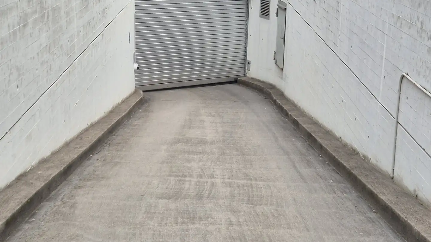 Garage individuel à louer - Zypressenstrasse 61, 8004 Zürich