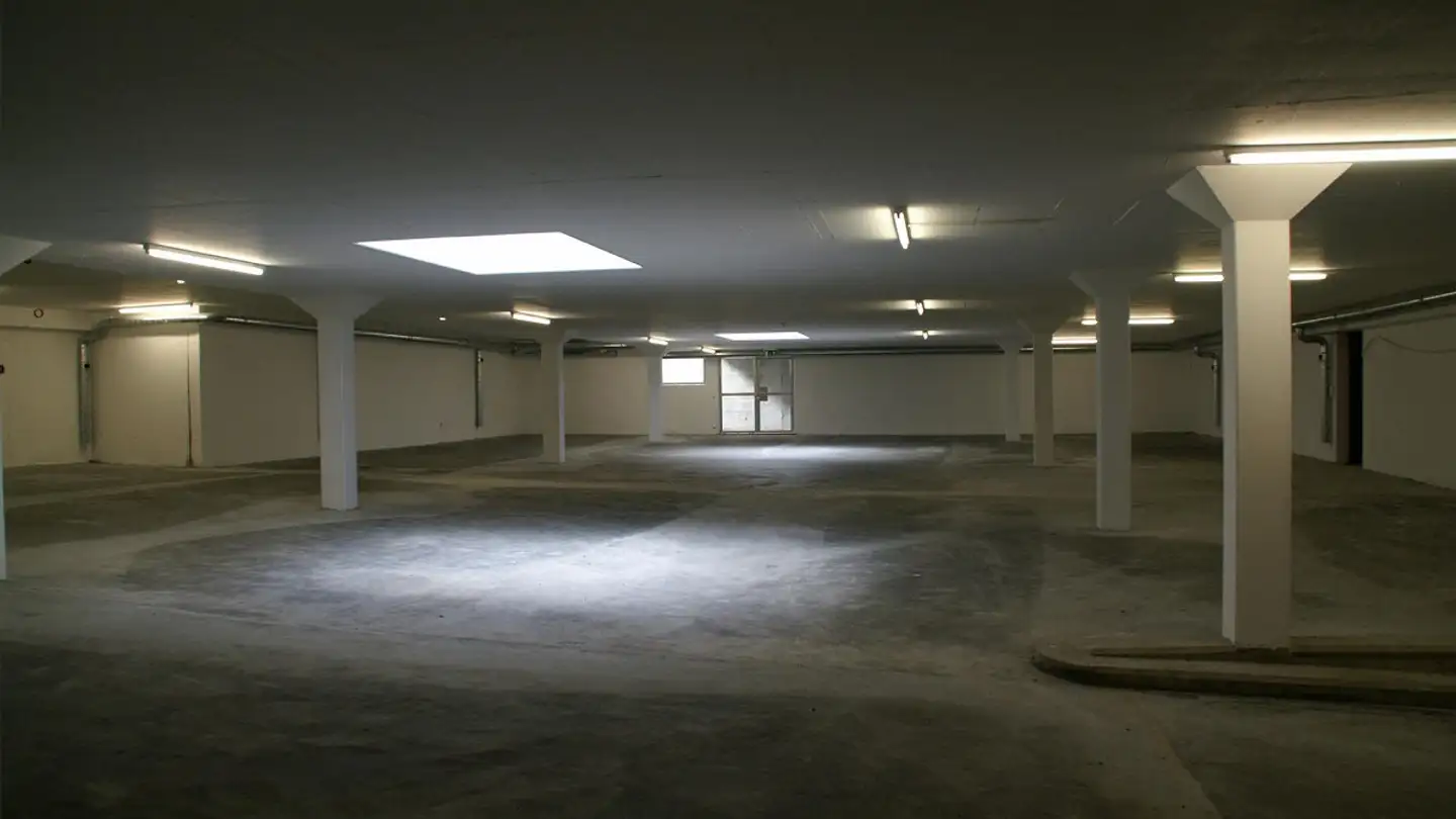 Parcheggio sotterraneo in affitto - Untere Gründlistrasse, 6055 Alpnach Dorf - Photo 4