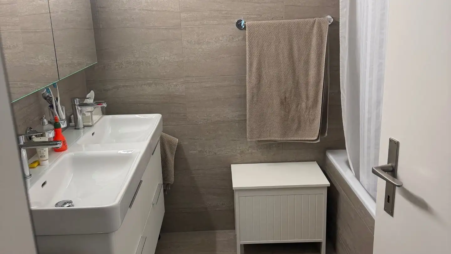 Wohnung mieten - Tiefackerstrasse 11, 8134 Adliswil - Foto 3