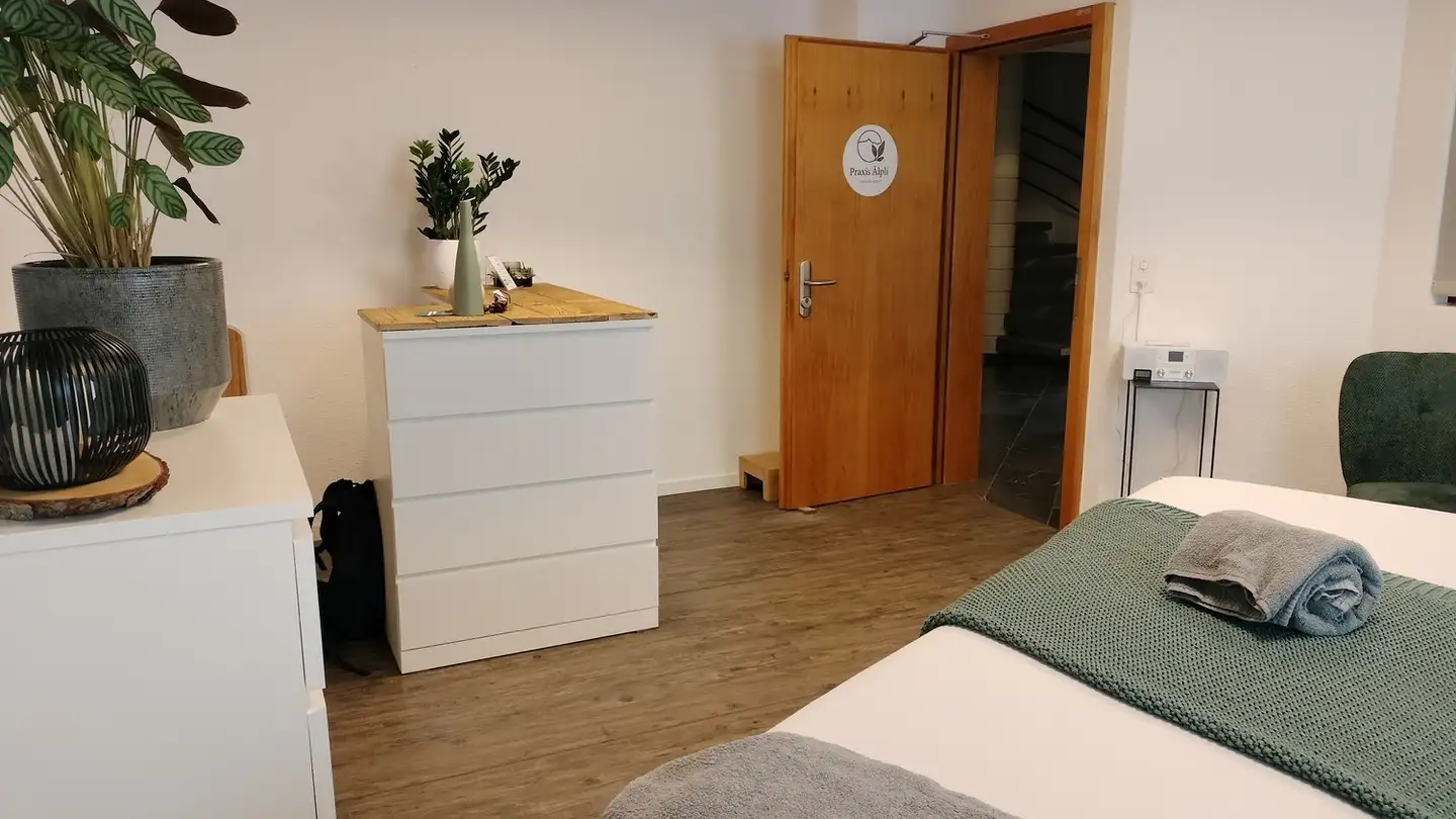 Commercial for rent - Dorfplatz 16, 9107 Urnäsch - Photo 4