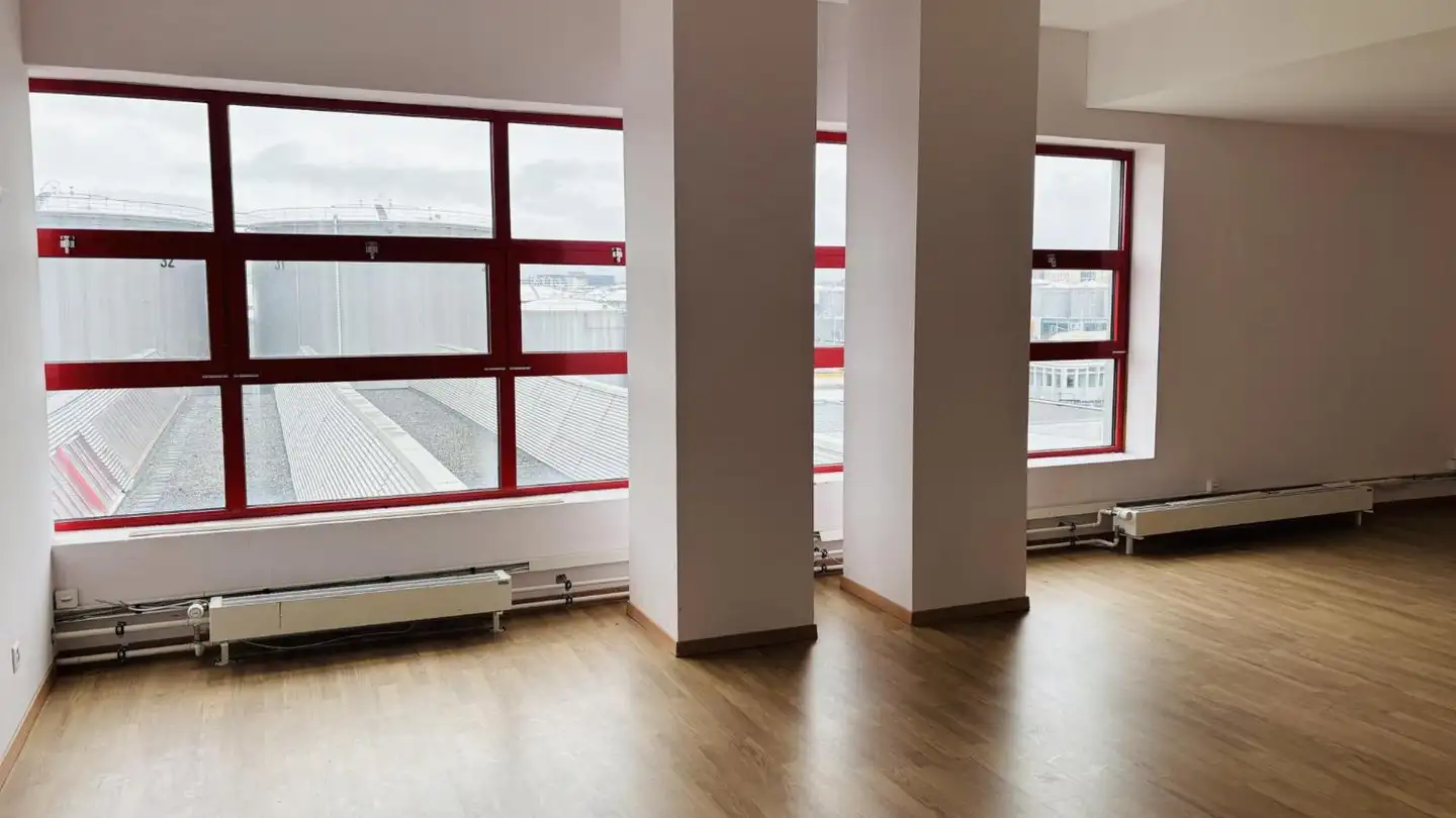 Office space for rent - Route Du Bois-Des-Frères 81, 1219 Le Lignon - Photo 3