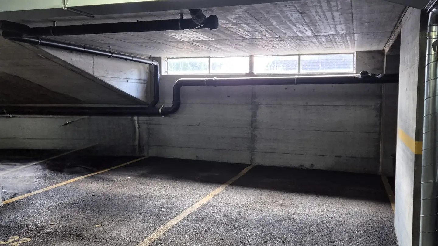 Place de parking souterraine à louer - Sternenweg 1, 3065 Bolligen - Photo 3