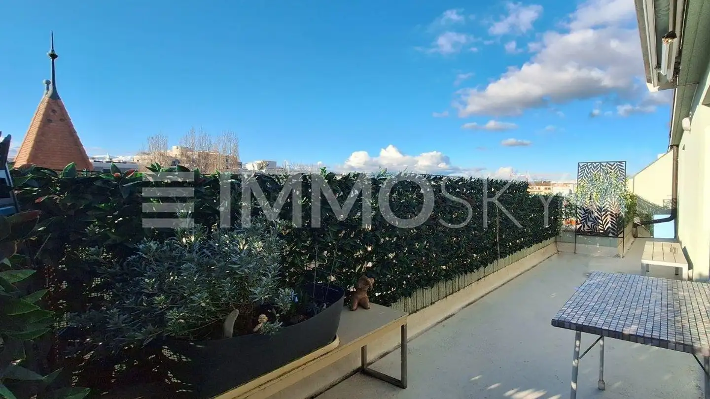 Attique à vendre - 1203 Genève