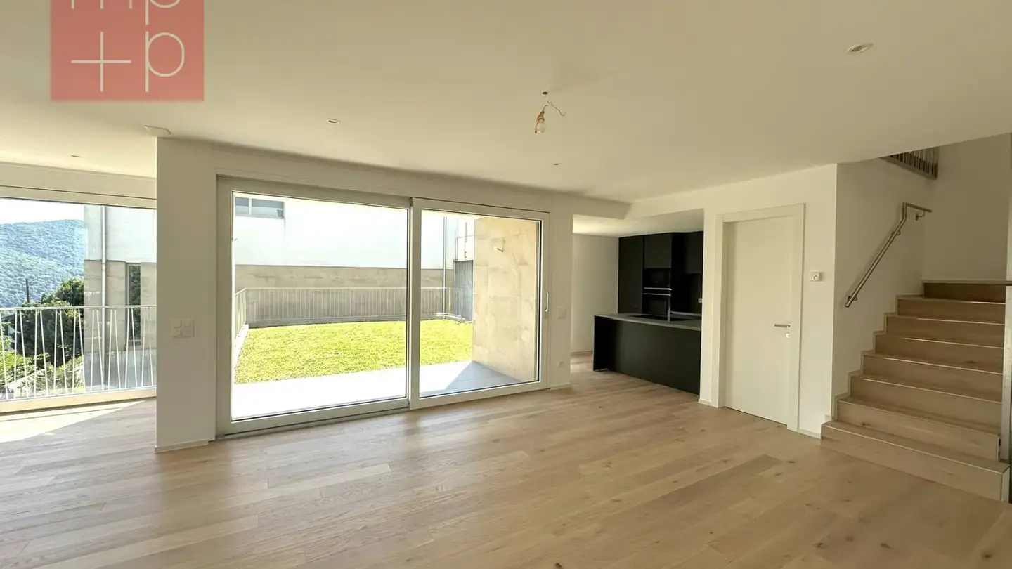 Villa for sale - 6927 Agra - Photo 4
