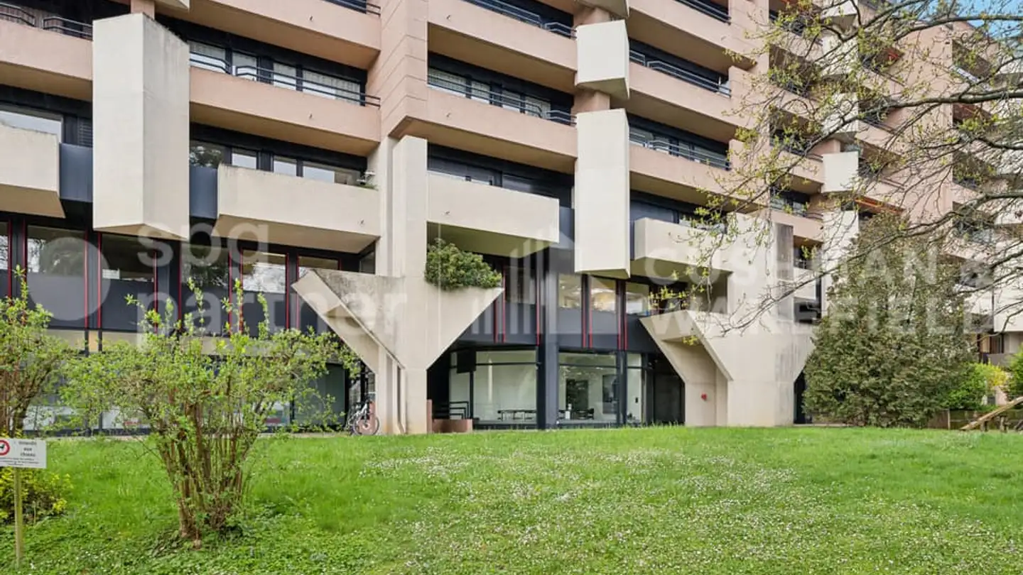 Commercial à louer - Avenue Alfred-Cortot 7, 1260 Nyon