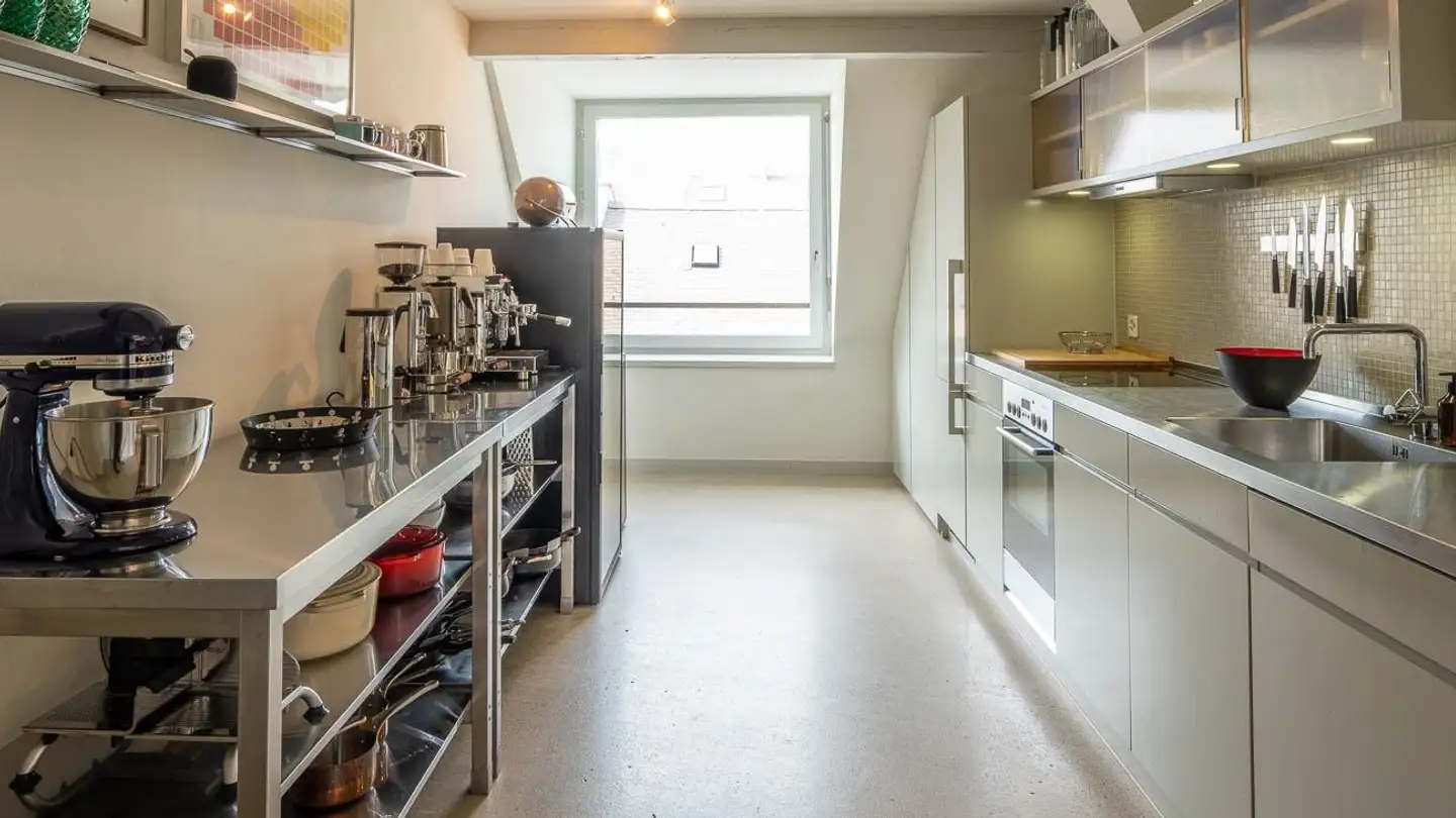 Furnished apartment for rent - Hallwylstrasse, 8004 Zürich - Photo 4