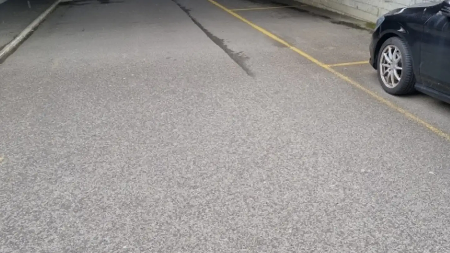 Place de parking souterraine à louer - Bergstrasse 69, 8953 Dietikon - Photo 2