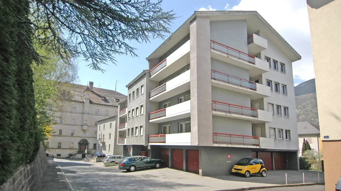 Single garage for rent - Hofjistrasse, 3900 Brig