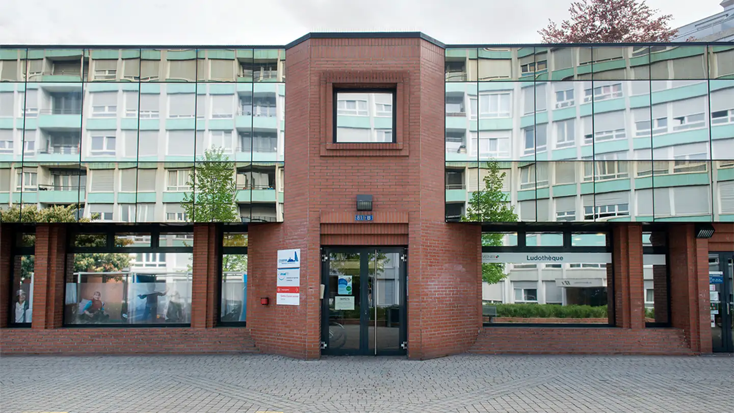 Garage singolo in affitto - Avenue De Châtelaine 81, 1219 Châtelaine