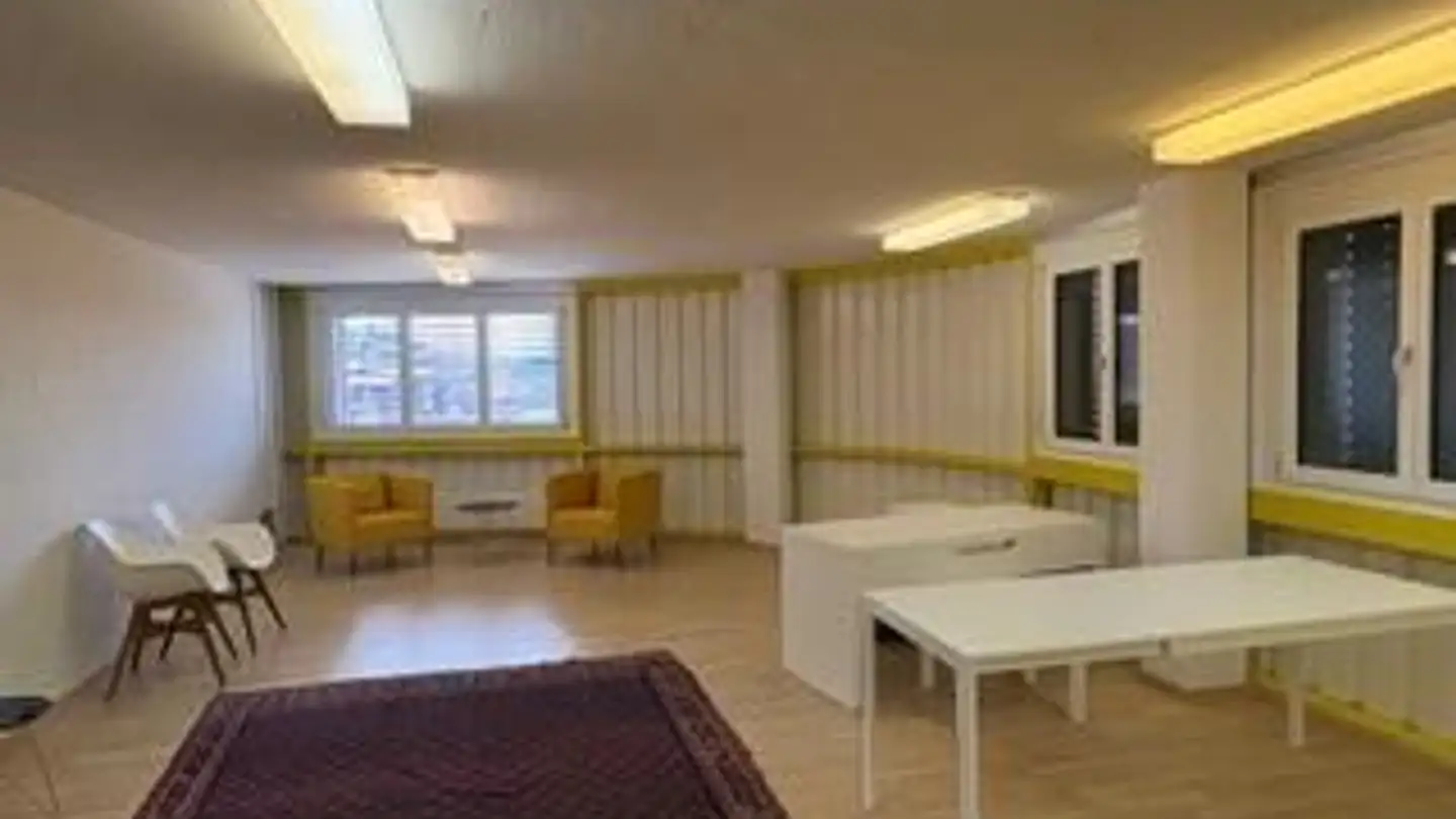 Bürofläche mieten - Emausstrasse 2, 5621 Zufikon - Foto 2