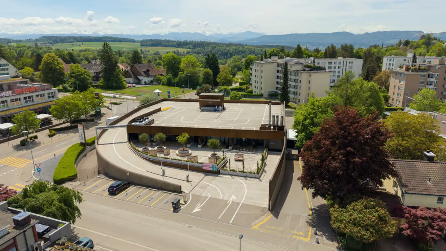 Commerciale in affitto - Huebstrasse 5, 8126 Zumikon