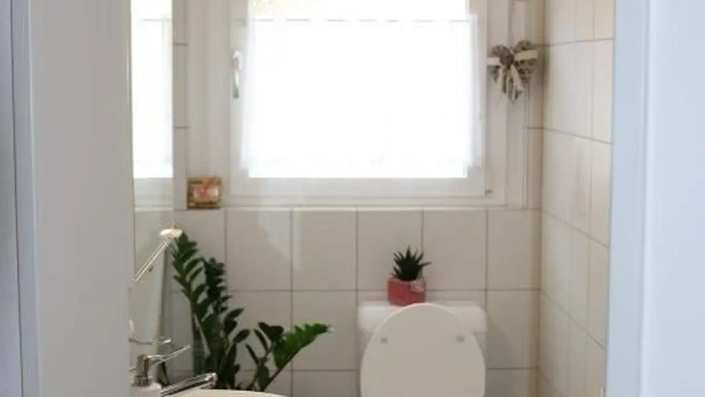 Wohnung mieten - Kantonsstrasse 80, 7205 Zizers - Foto 3