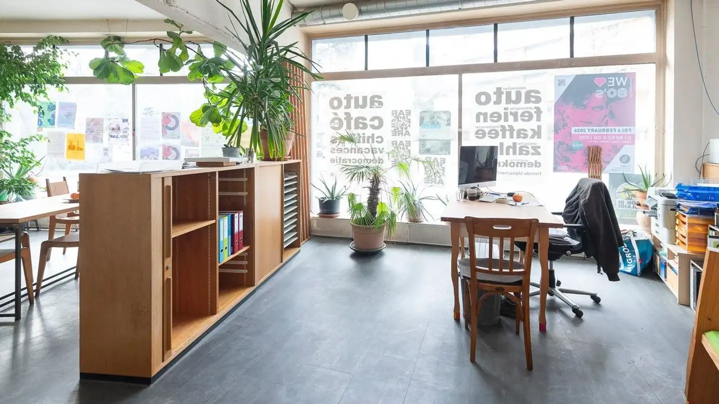 Bürofläche mieten - Rue Adam-Göuffi / Adam-Göuffi-Strasse 18, 2502 Biel/Bienne - Foto 2