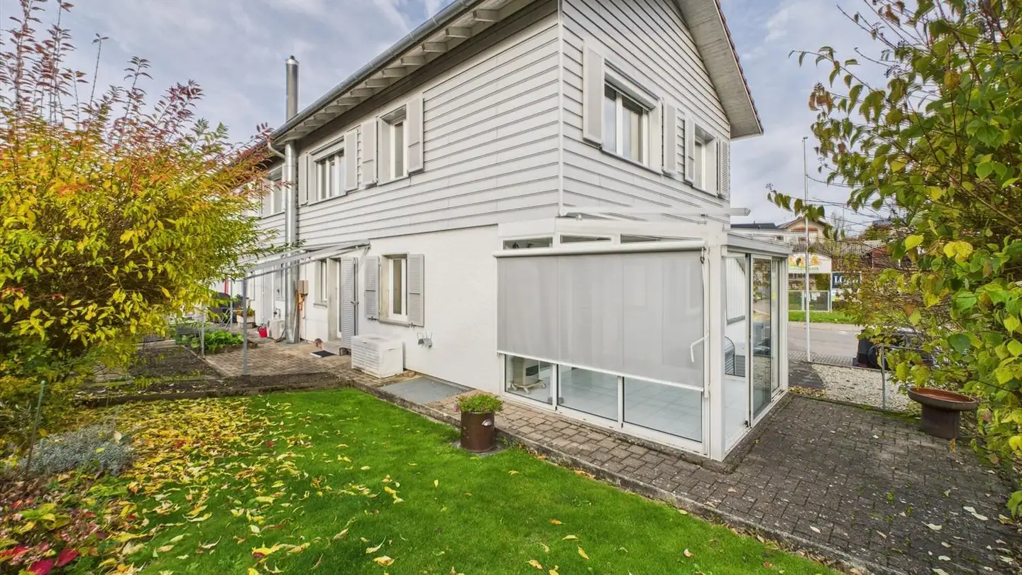 Row house for sale - 3053 Münchenbuchsee