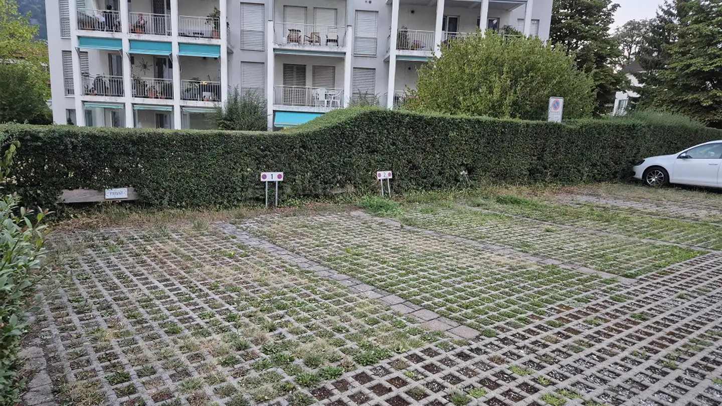 Place de parking extérieure à louer - Oberalpstrasse 45, 7000 Chur